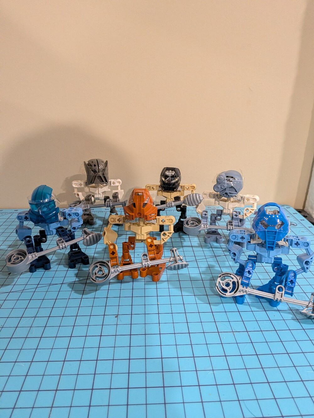 2003 Lego Bionicle MATA NUI MATORAN (8581 ~ 8586) with Kolhii Stick & Ball